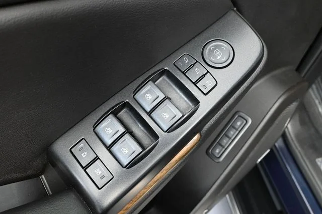 2020 GMC Yukon Denali - Photo 22