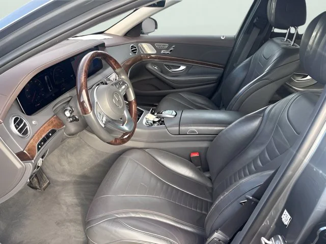 Used 2019 Gray Mercedes-Benz S 560 image 21
