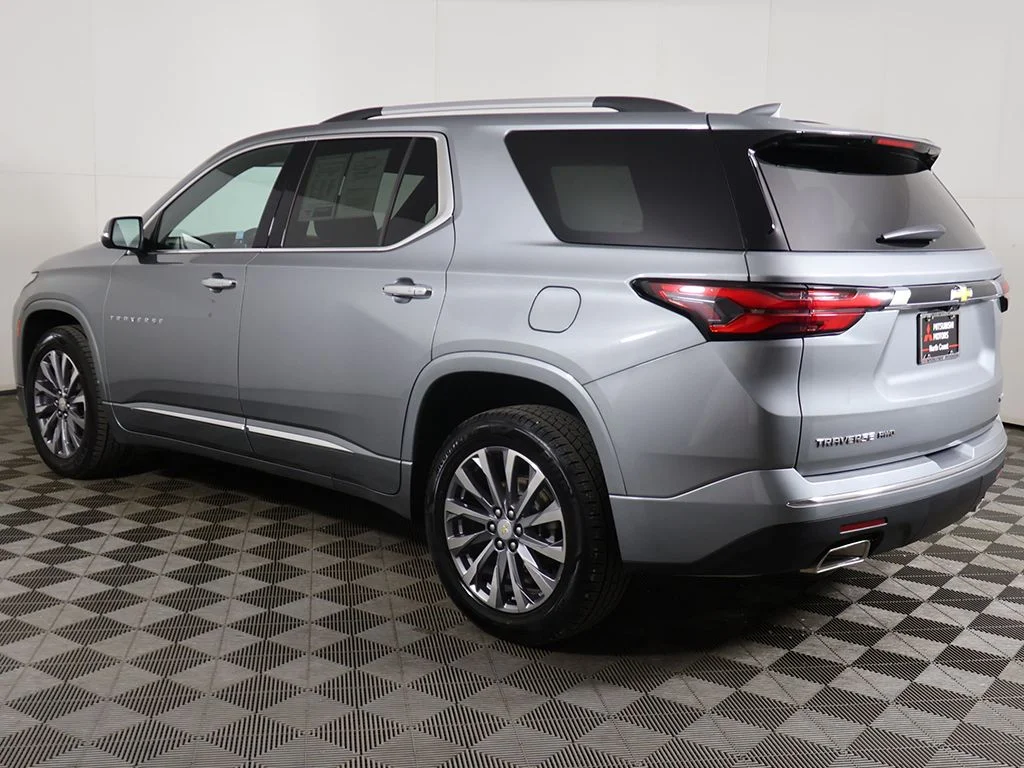 Used 2023 Gray Chevrolet Premier image 18