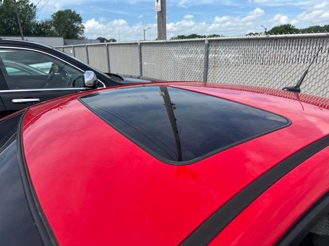 Used 2014 Red Chevrolet LTZ image 3
