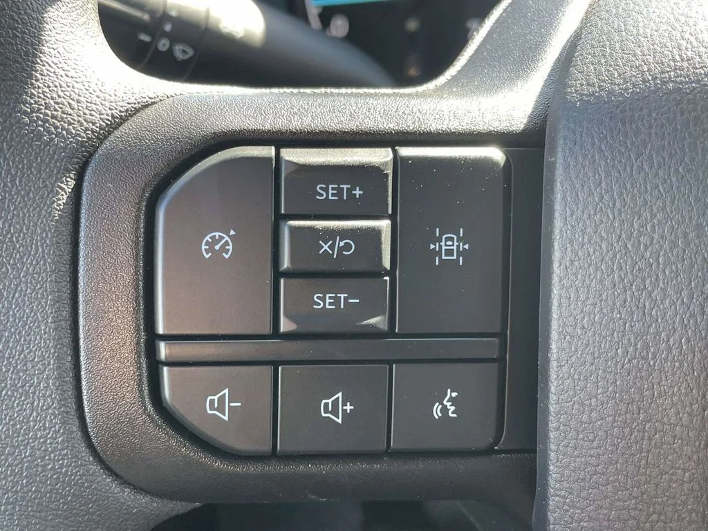 New 2026 Oxford White Ford XL image 23
