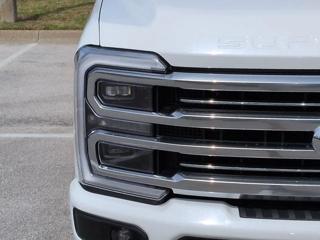 New 2026 Star White Metallic Tri-Coat Ford F-350® Platinum® image 10