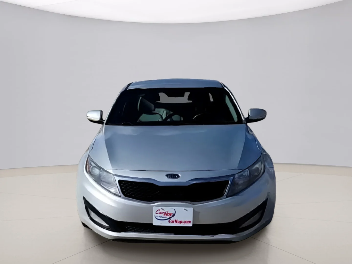 Used 2012 Silver Kia LX image 3