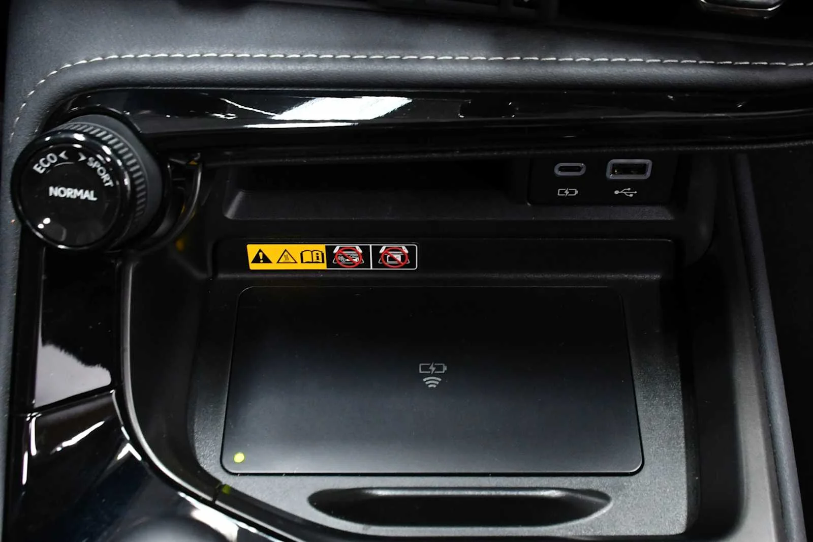 Used 2025 Redline Lexus Premium image 22