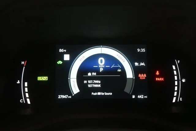Used 2025 Ocean Toyota SE image 28