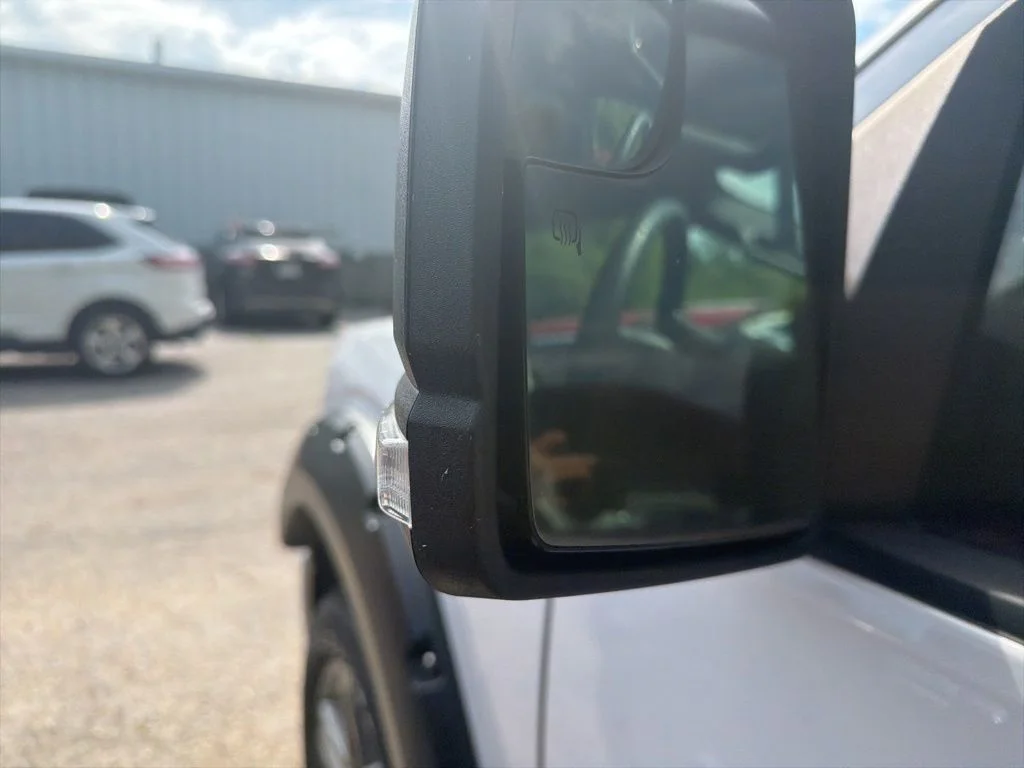 Used 2020 White Ford XLT image 17