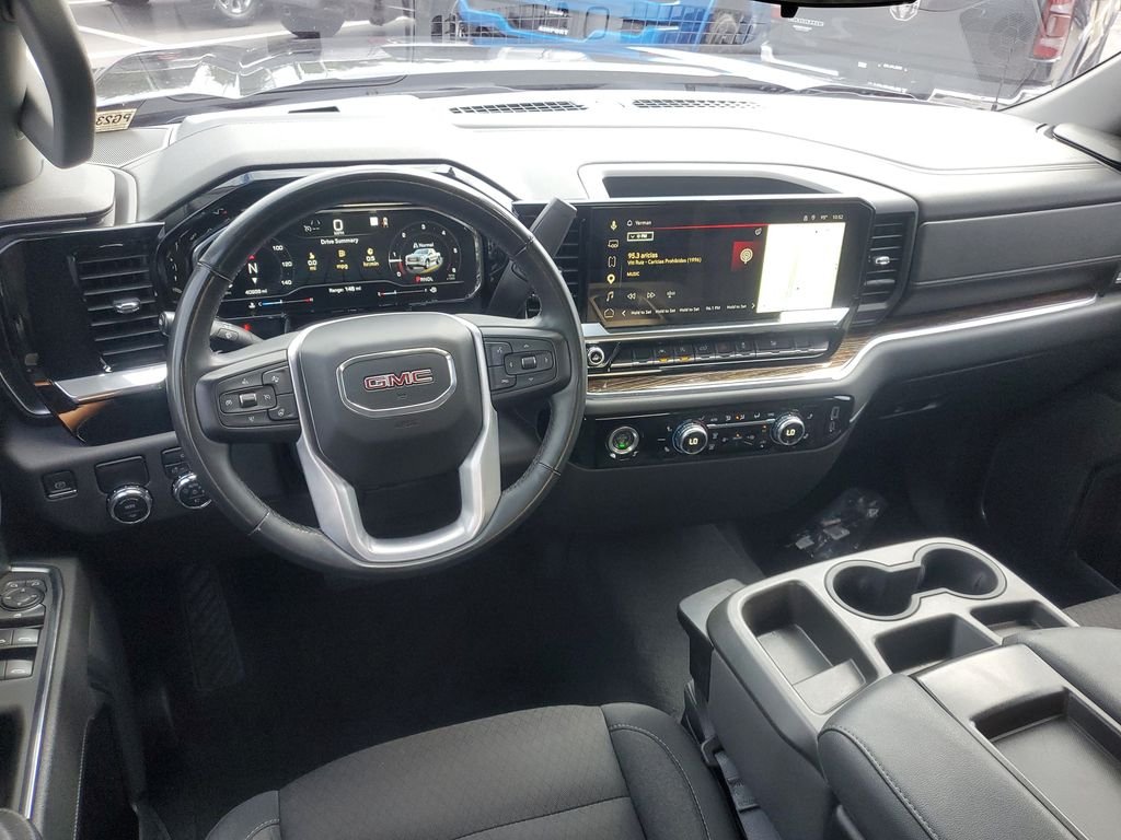 Used 2023 Black GMC Elevation image 9