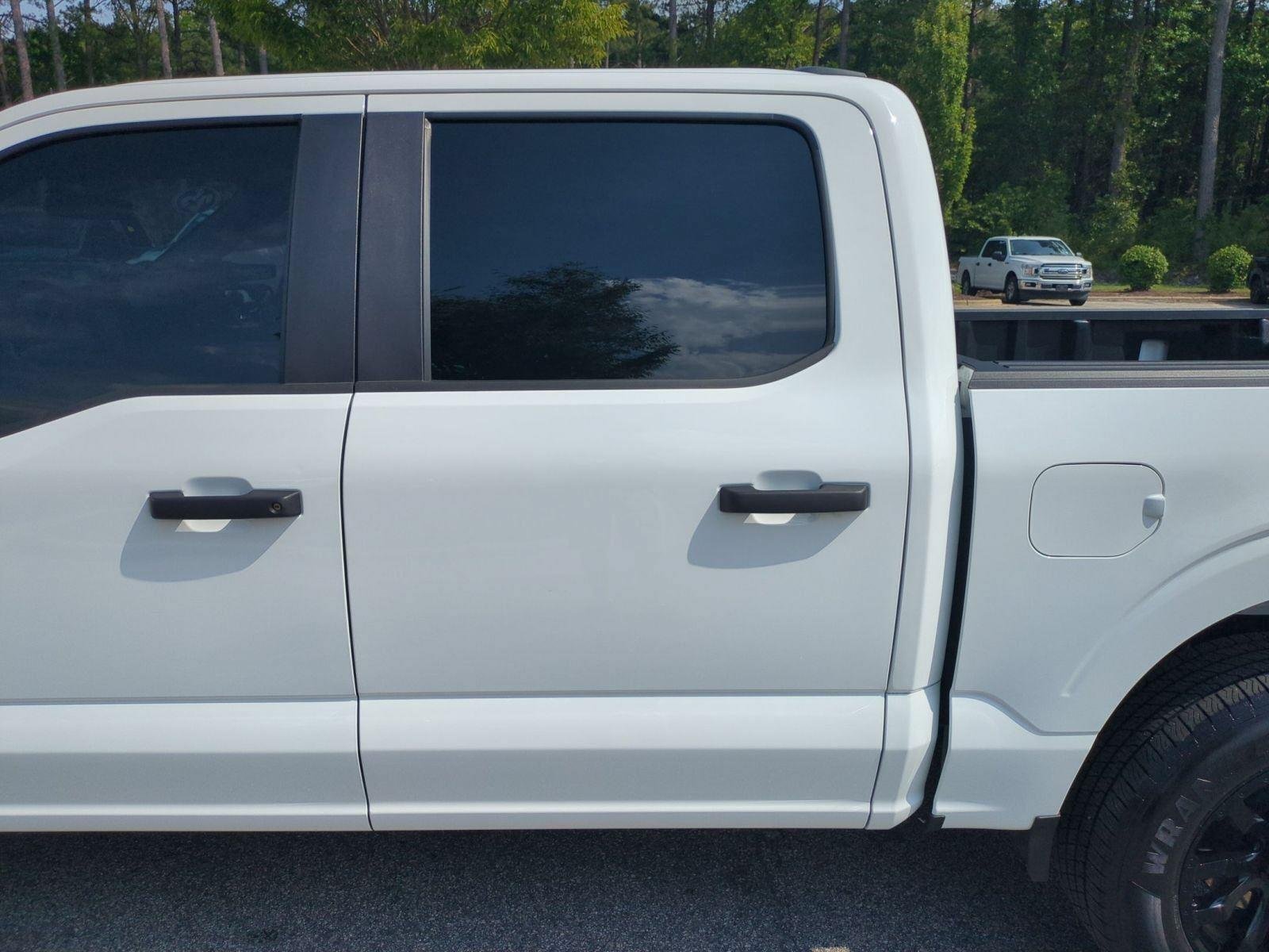 Used 2025 Oxford White Ford STX image 29