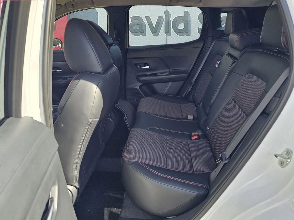 2026 Nissan KICKS SR - Photo 24