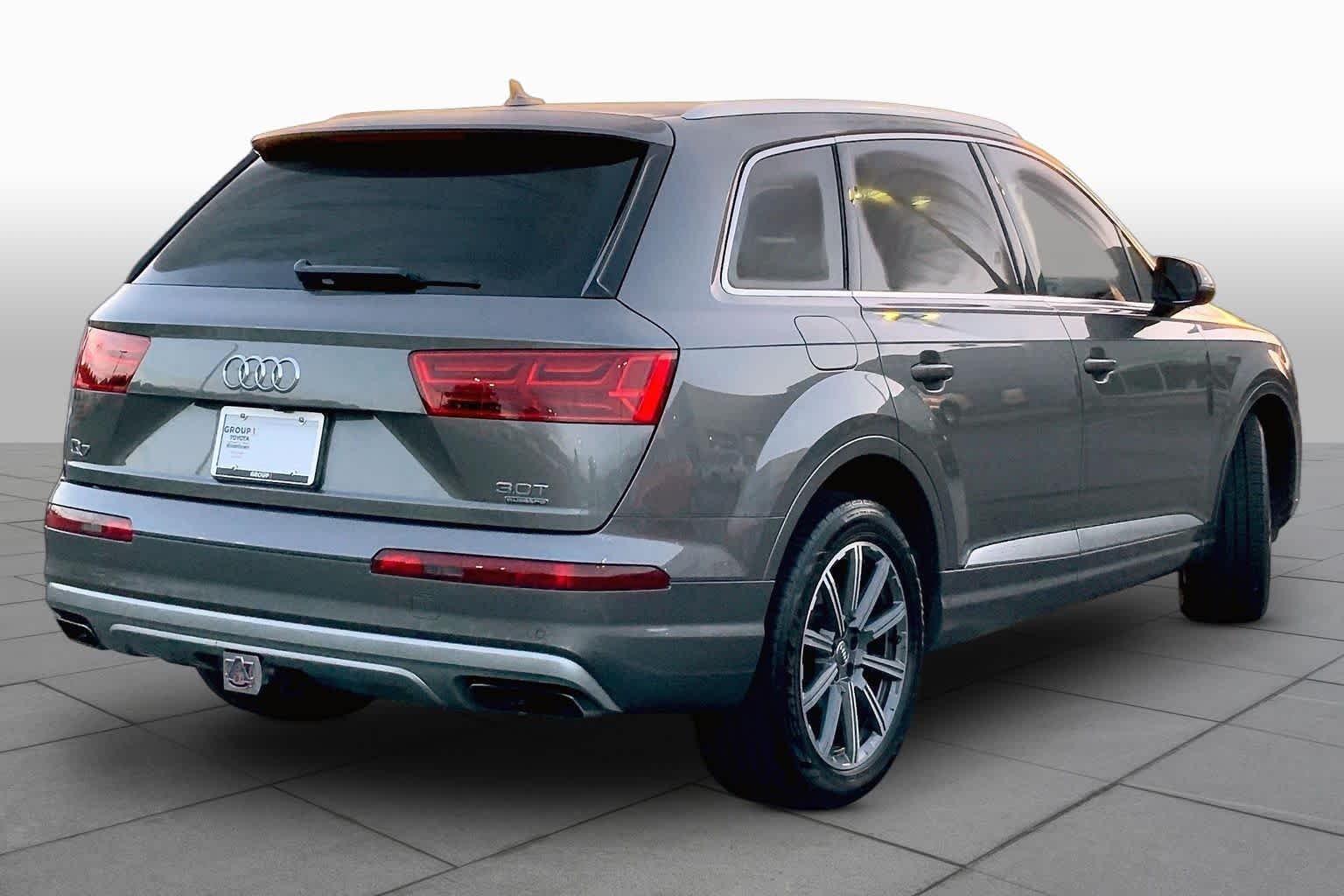 Used 2018  Audi Prestige image 13