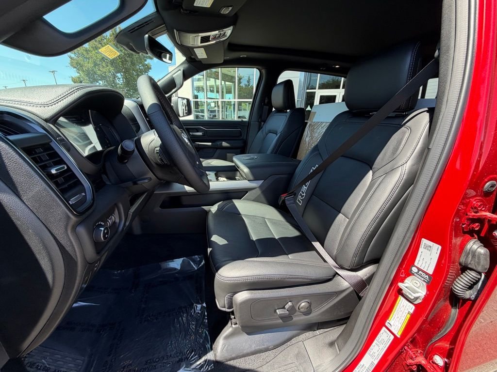 New 2026 Molten Red Pearl-Coat Exterior Paint RAM Rebel image 9