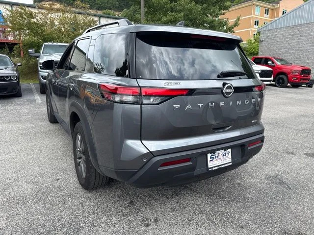 Used 2025 Gray Nissan SV image 5