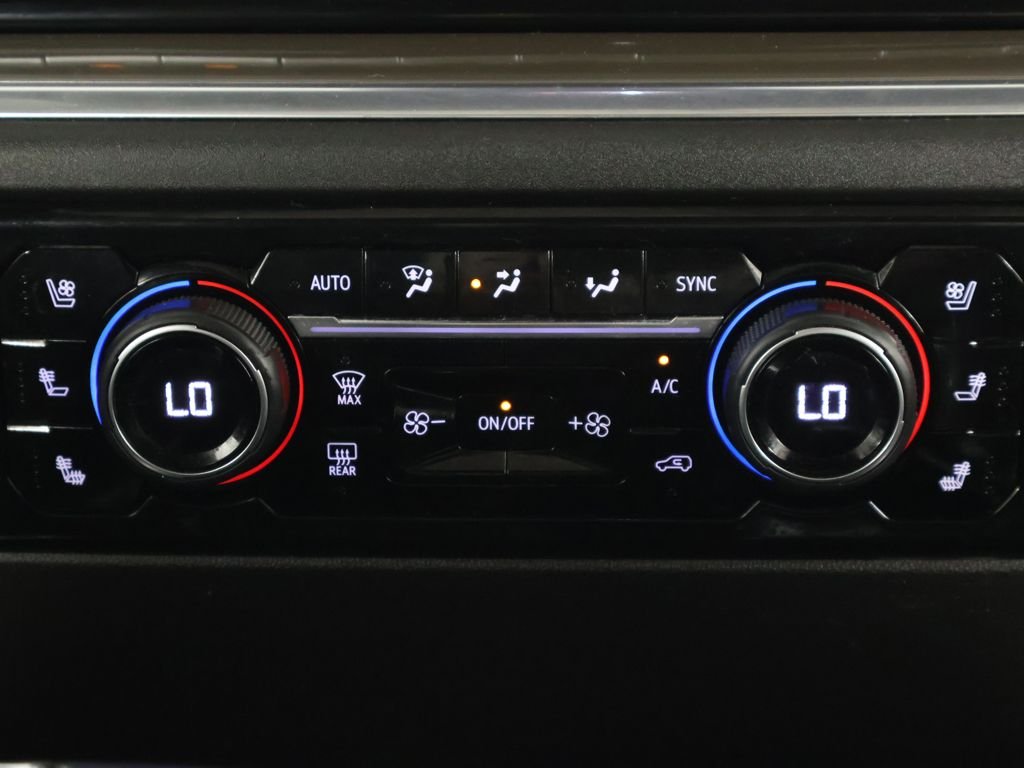 Used 2022 Black Chevrolet High Country image 42