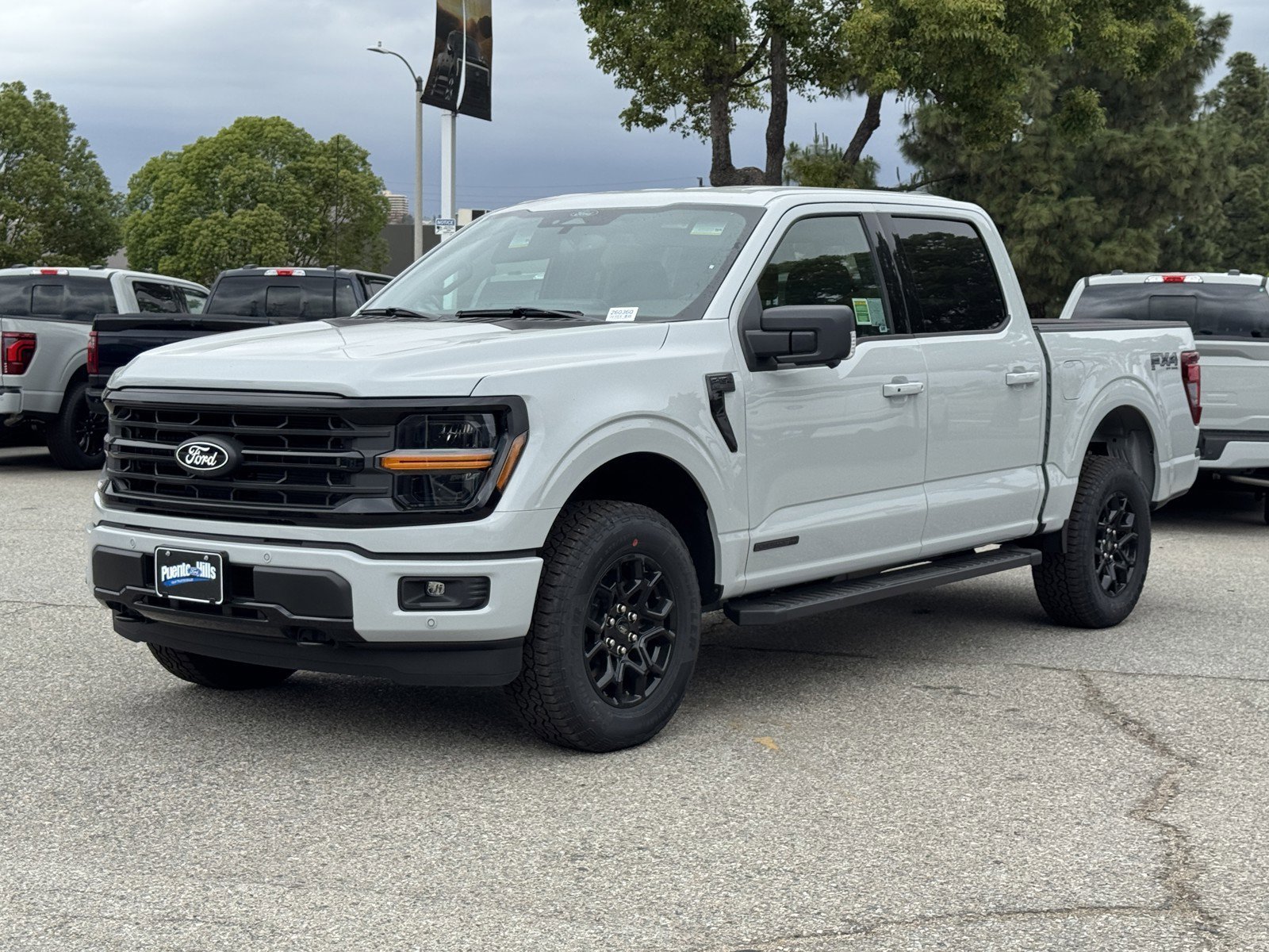 New 2026 Avalanche Ford XLT image 3