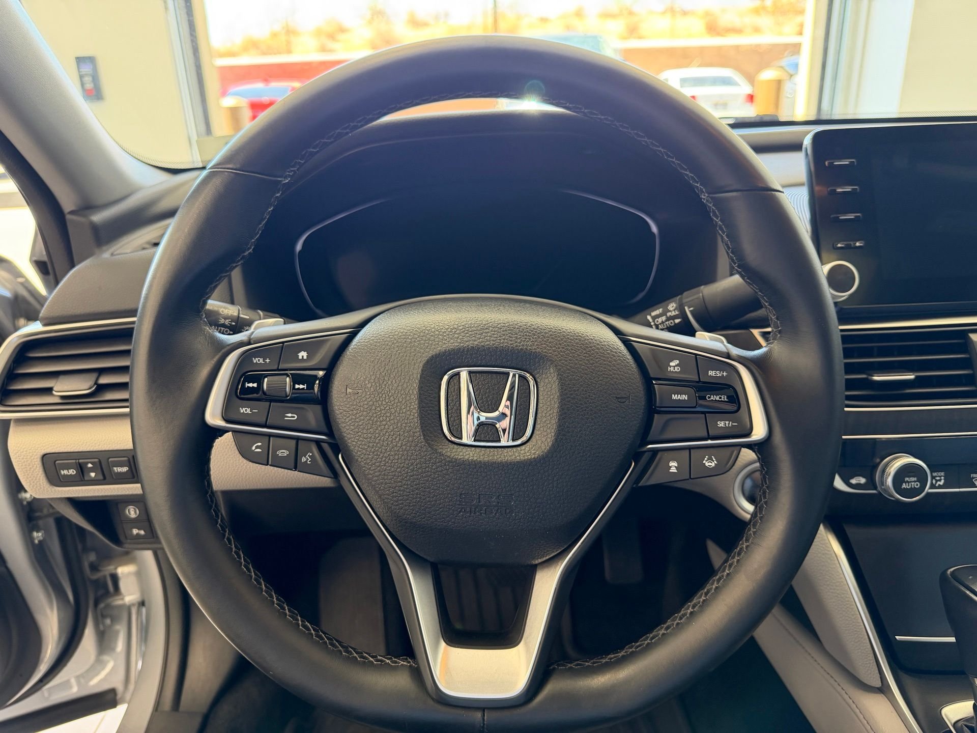Used 2018 Silver Honda Touring image 20