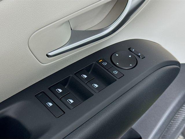 New 2026 Gray Hyundai SEL AWD image 27
