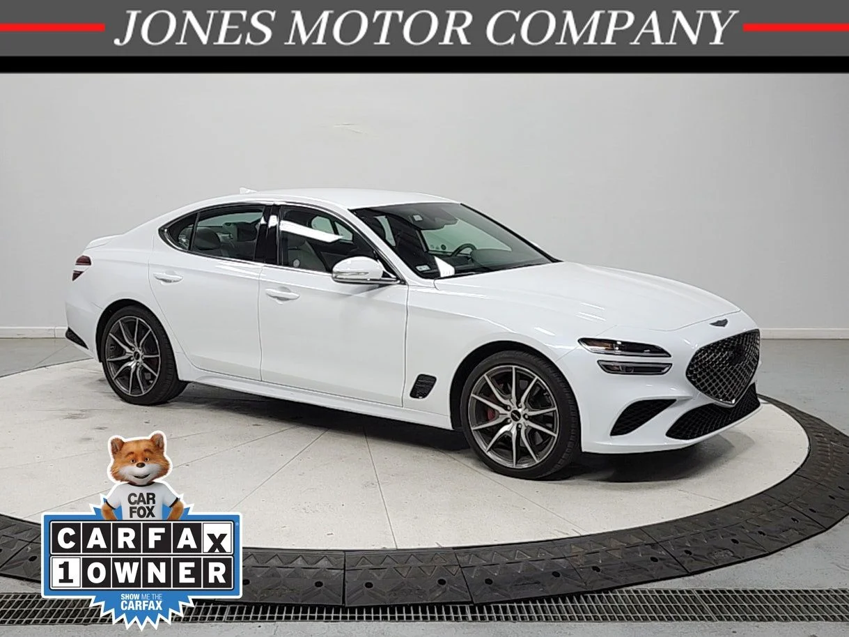 2025 Genesis G70 2.5T Standard's photo