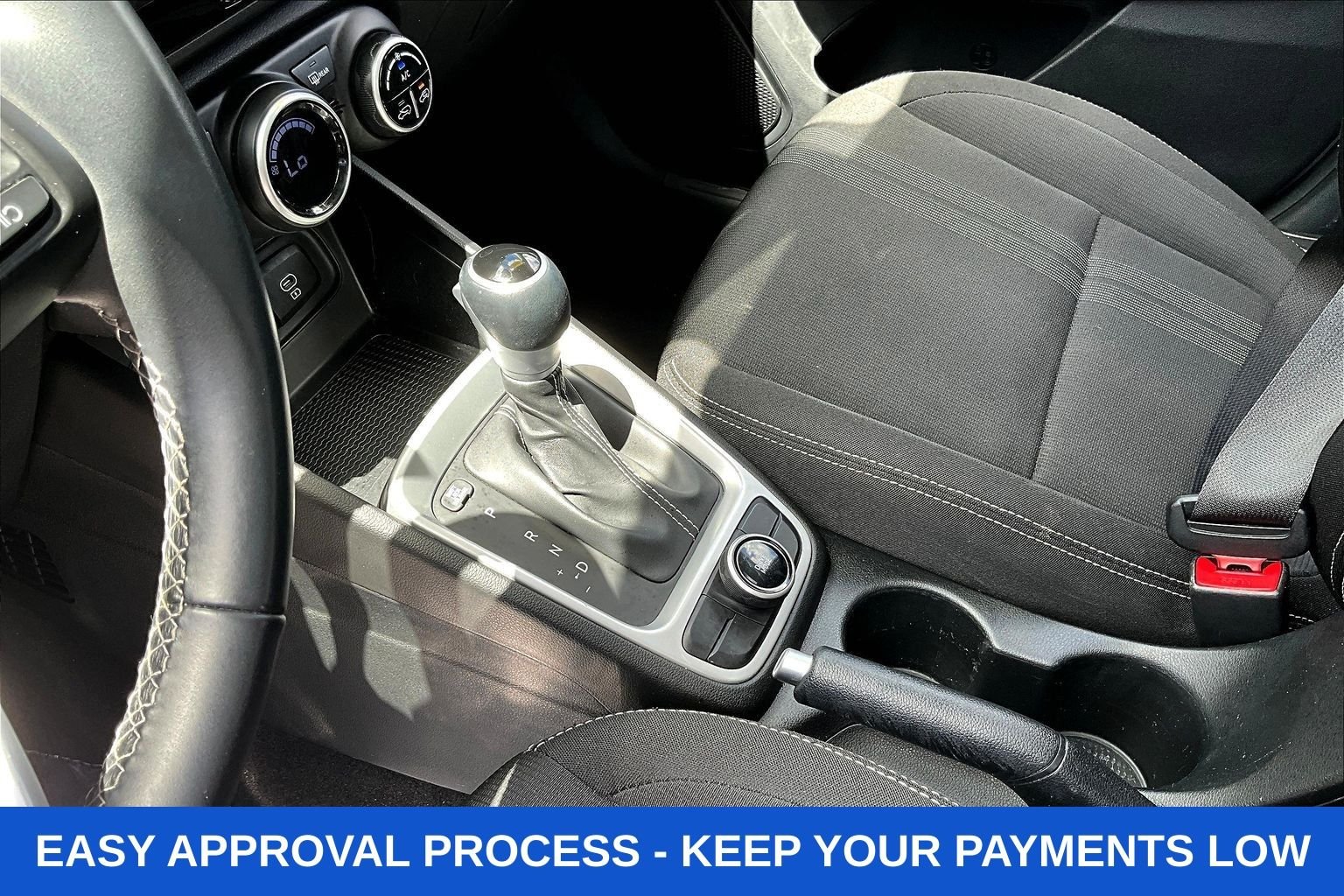 Used 2025 Silver Hyundai SEL image 23