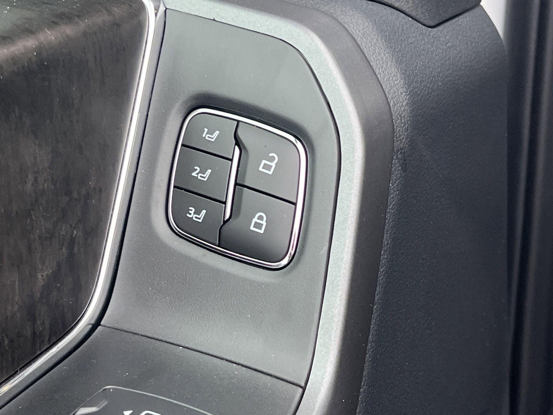 2025 Ford F-350 Super Duty Lariat - Photo 22