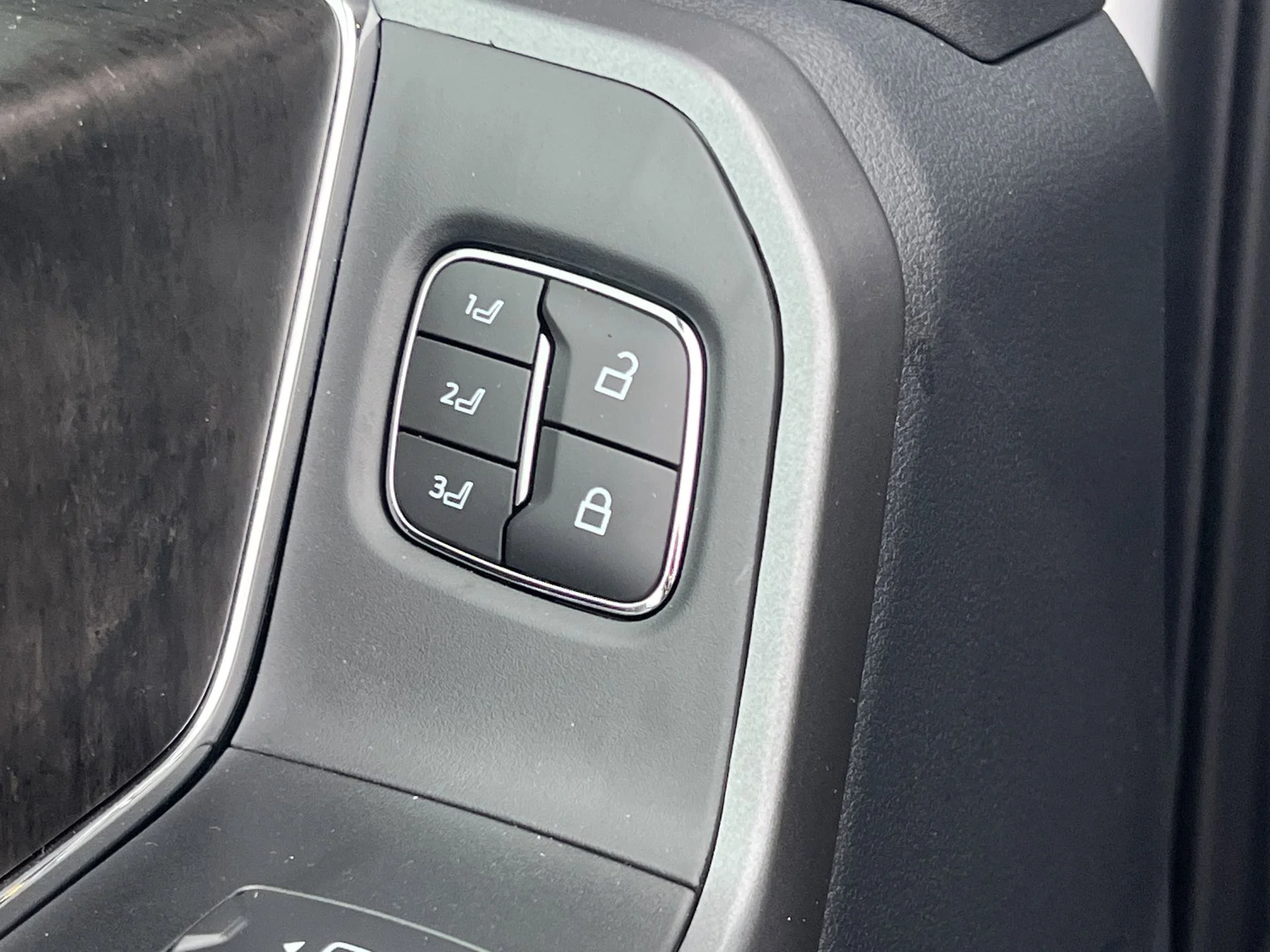 2025 Ford F-350 Super Duty Lariat - Photo 22