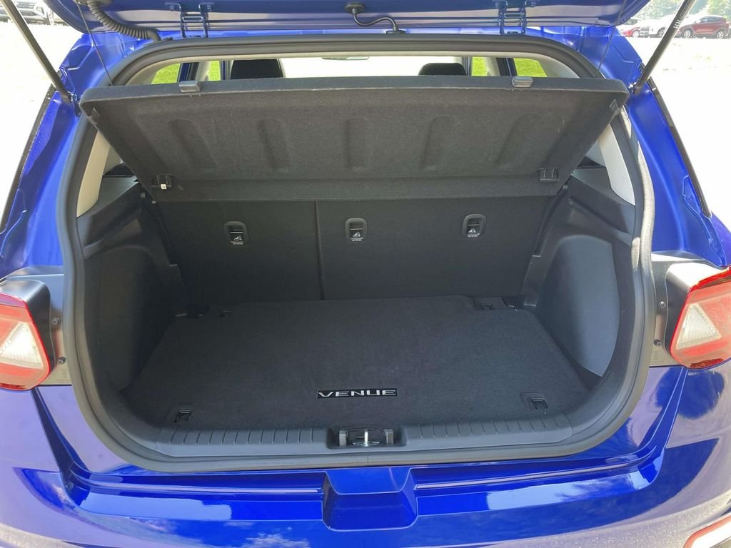 Certified Used 2023 Blue Hyundai SEL image 8