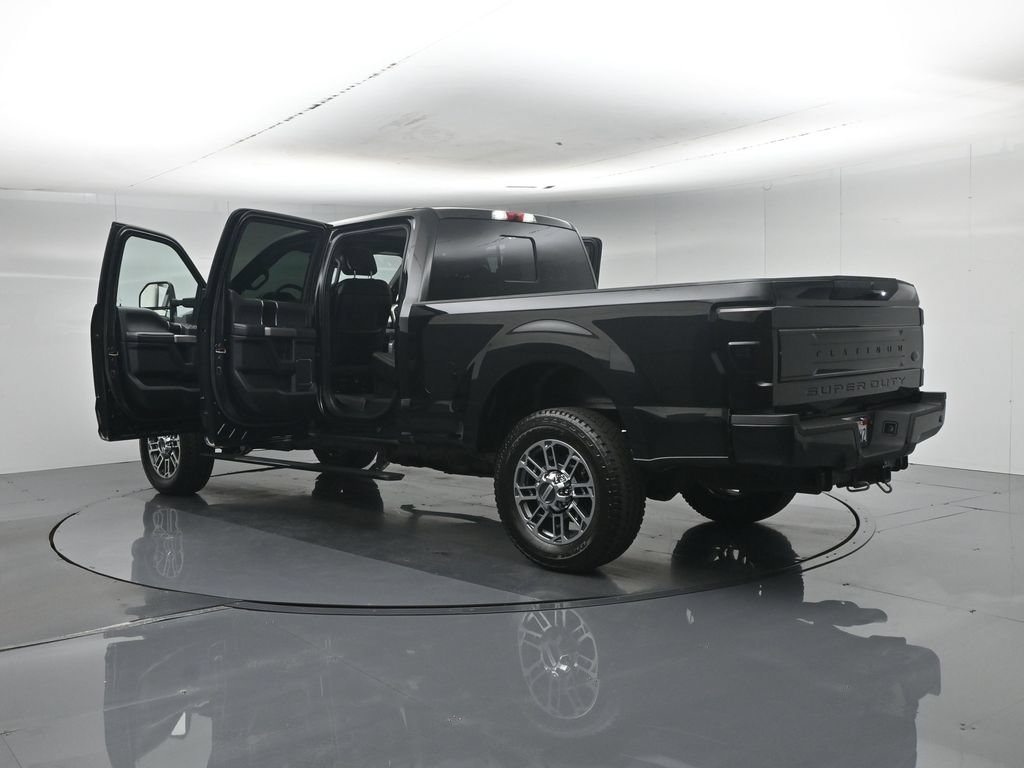 Used 2019 Black Ford Platinum image 37