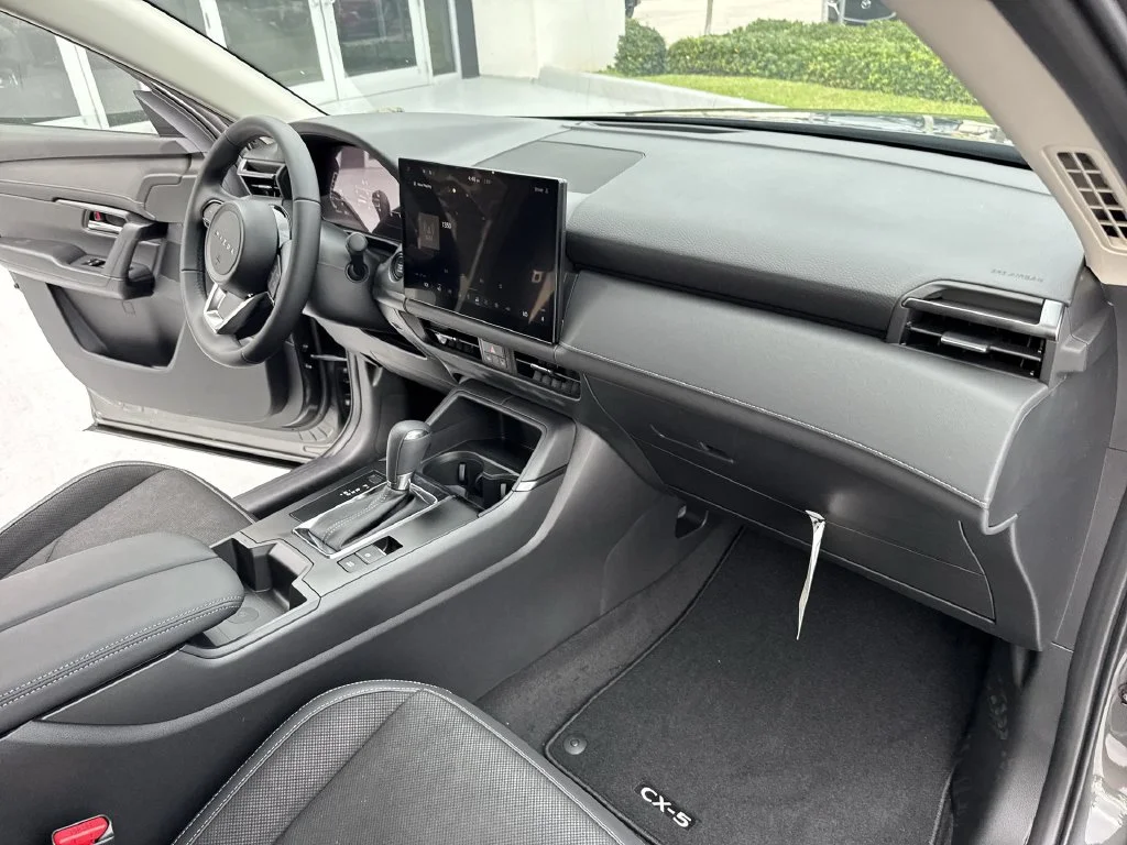 New 2026 Machine Gray Mazda 2.5 S Select AWD image 32