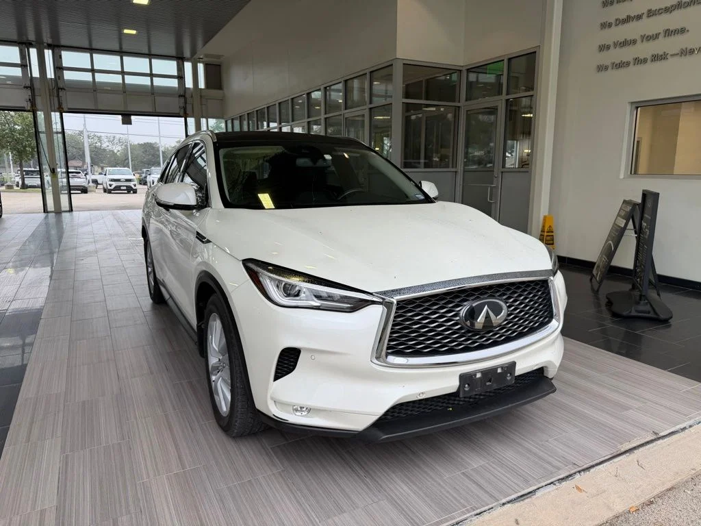 2019 INFINITI QX50 Essential