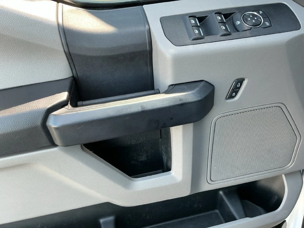 Used 2021 White Ford XL image 14
