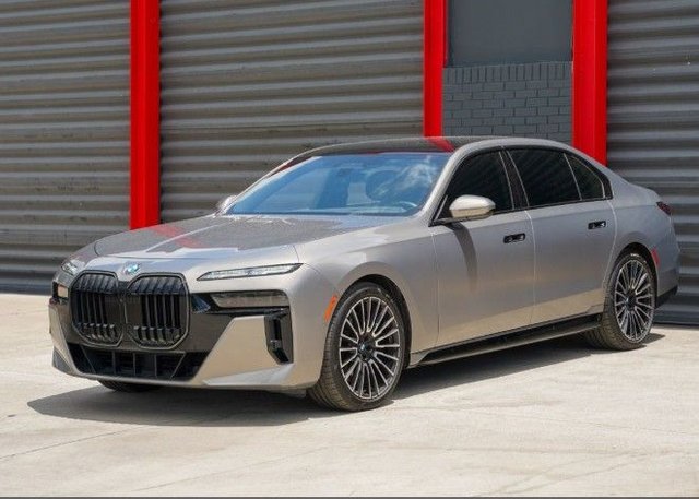 2025 BMW 7 Series 760i xDrive