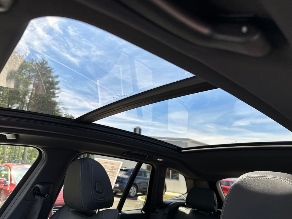 Certified Used 2023 Skyscraper Grey Metallic BMW xDrive30i image 18