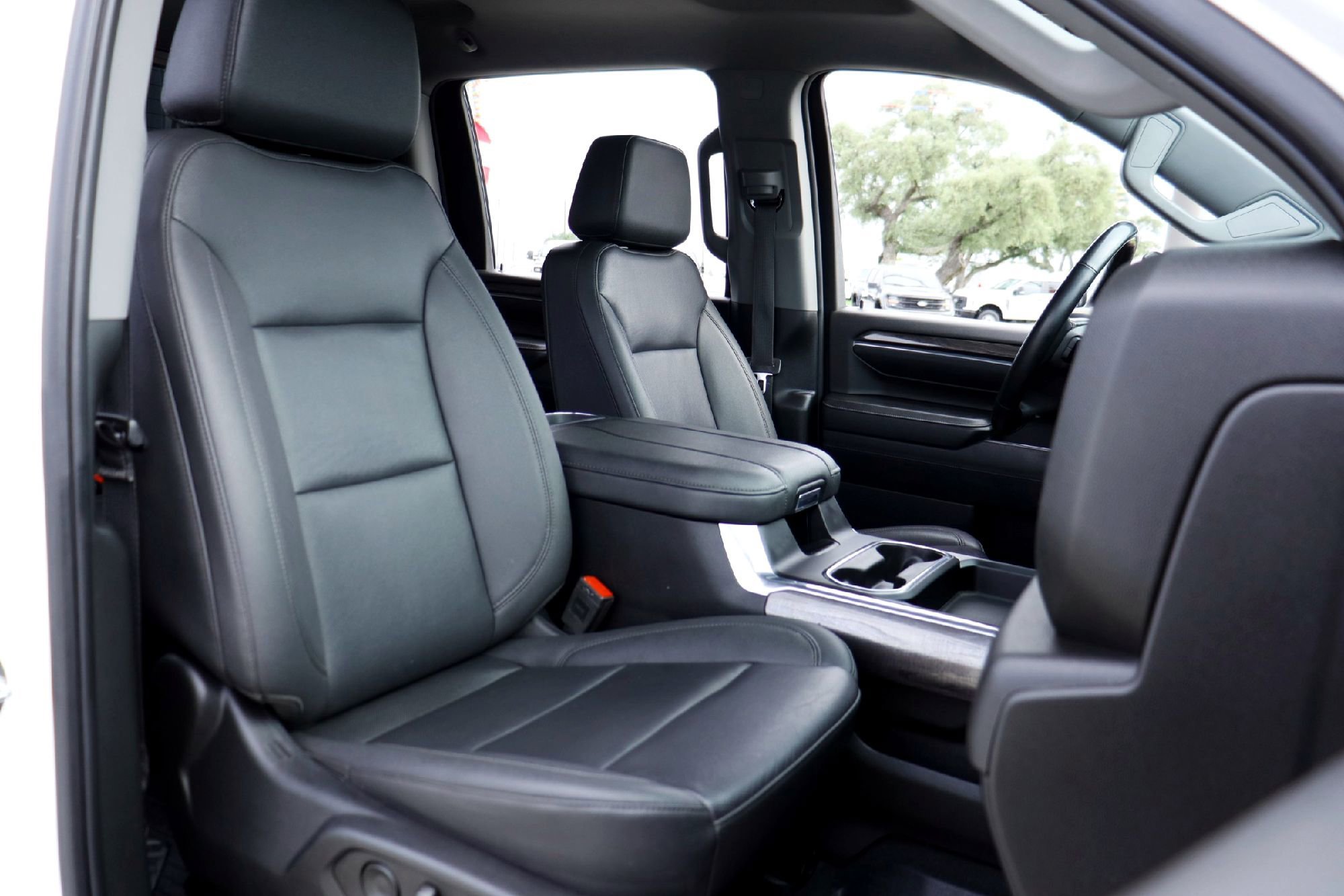 2024 Chevrolet Silverado 2500HD LTZ - Photo 22