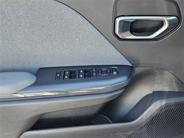 2025 Kia K4 EX - Photo 22