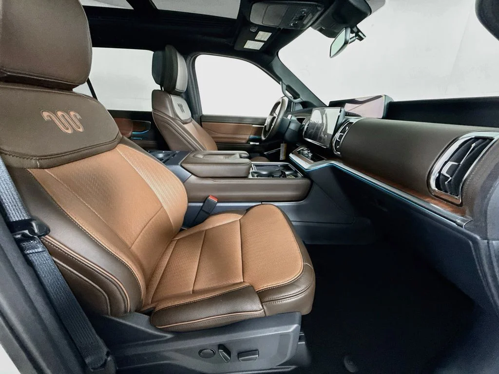 New 2027 Star White Metallic Tri-Coat Ford MAX King Ranch® image 31