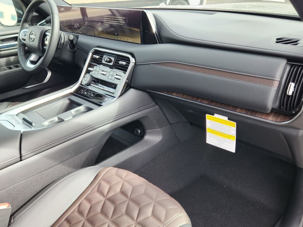 2026 Nissan Armada Platinum - Photo 13
