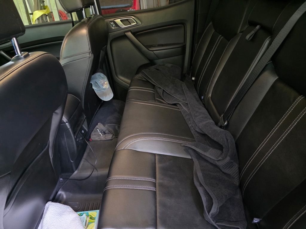 Used 2022 White Ford Lariat image 16