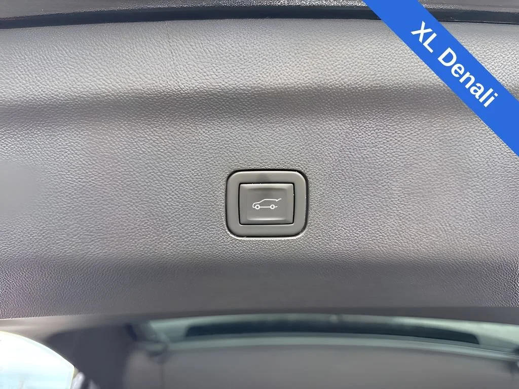 Used 2024 Onyx Black GMC Denali image 33