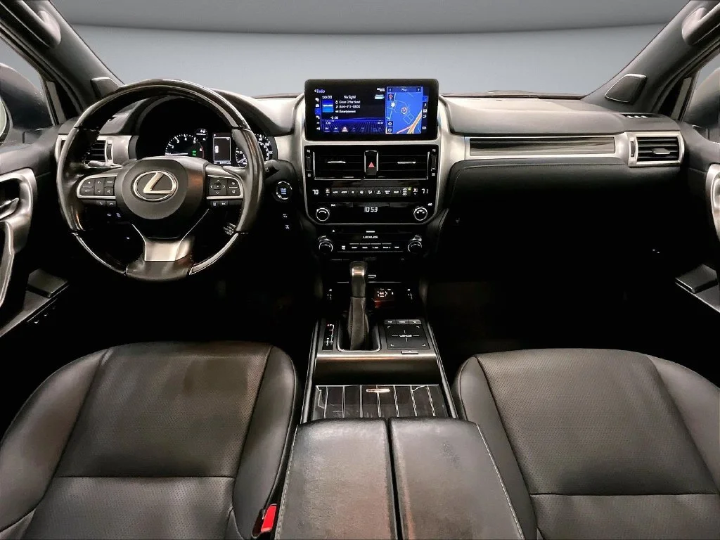 Used 2023 White Lexus 460 image 7