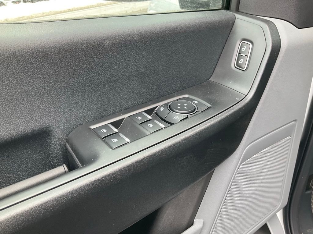 New 2026 Oxford White Ford F-450® XL image 18