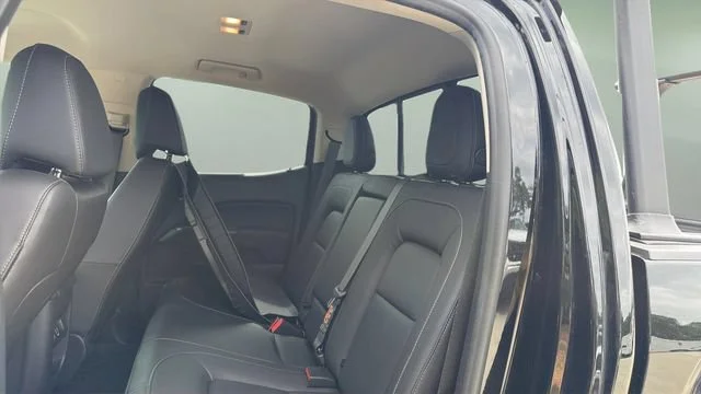 Used 2022 Onyx Black GMC Elevation image 18