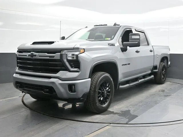 2024 Chevrolet Silverado HD LT 4WD Crew Cab Standard Box's photo