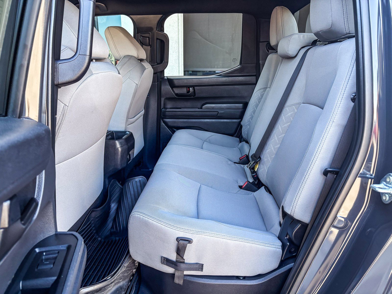 Used 2025 Underground Toyota SR5 image 21