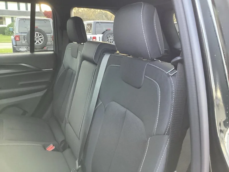 2025 Jeep Grand Cherokee Laredo - Photo 20