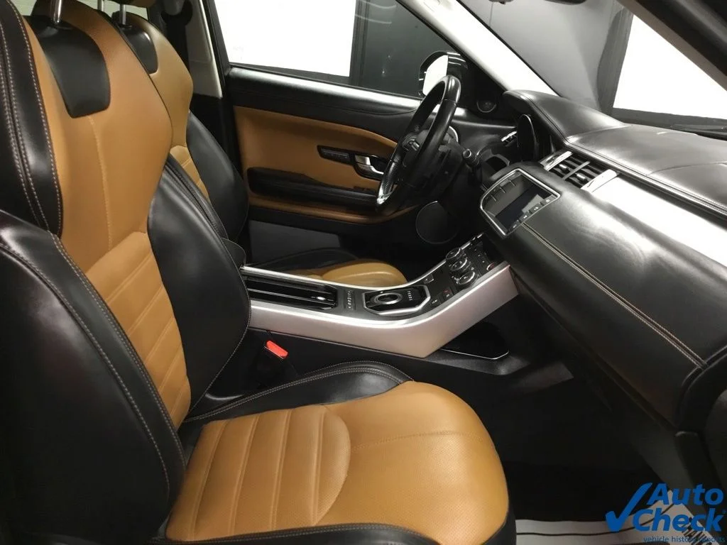 Used 2016 Green Land Rover HSE Dynamic image 35