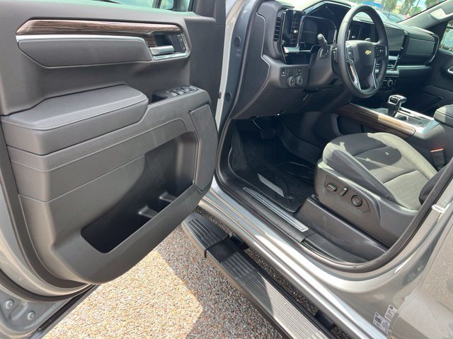 Used 2026 Sterling Gray Metallic Chevrolet LT image 19