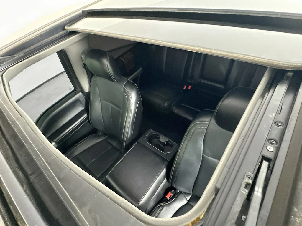 Used 2018 Stone Gray Ford Lariat image 28
