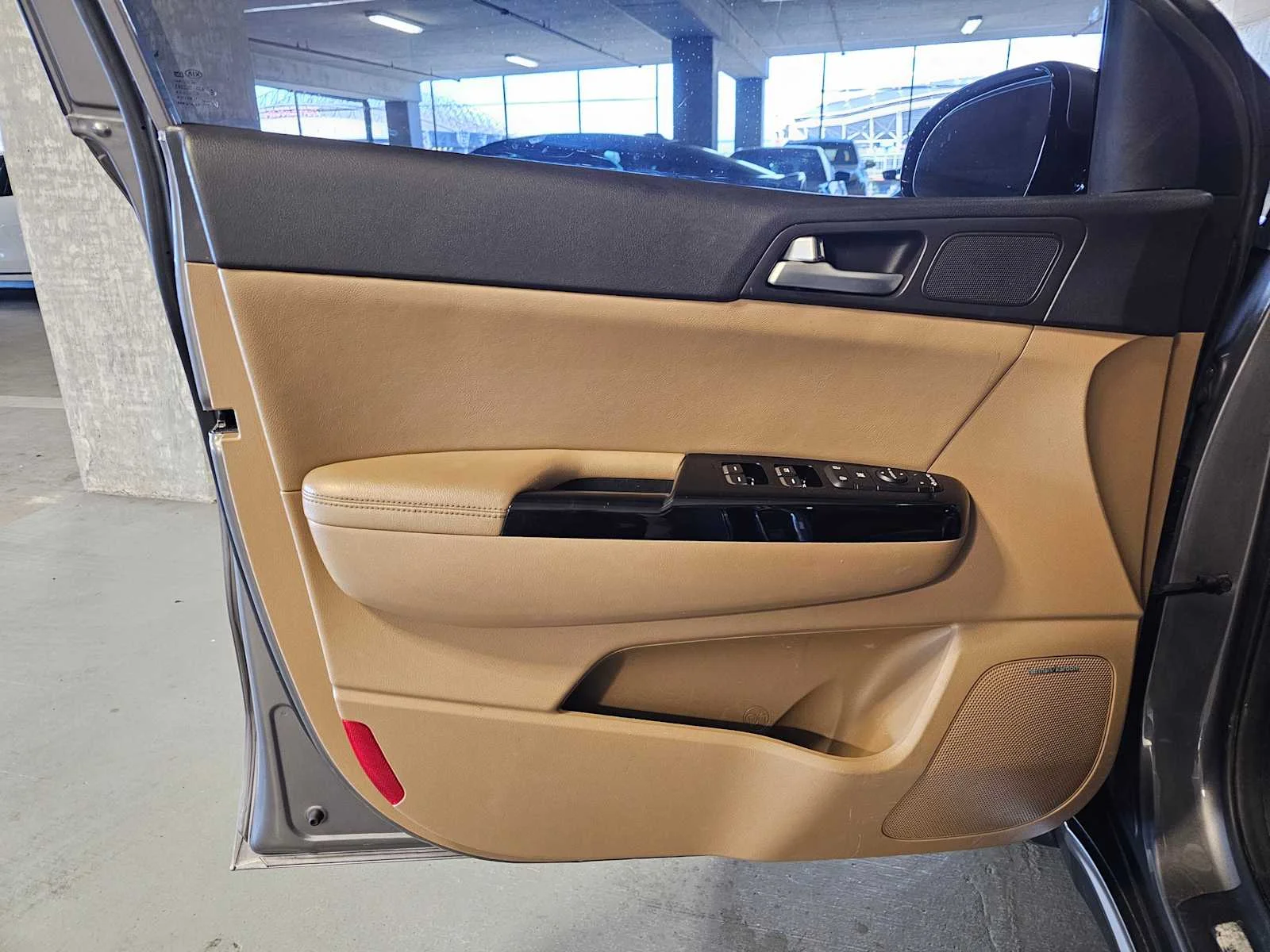 Used 2018 Mineral Silver Kia SX Turbo image 23