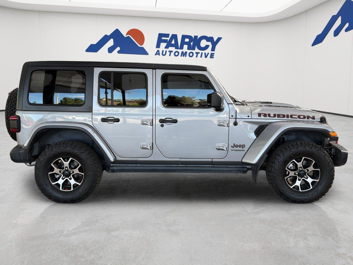 Used 2020 Billet Silver Metallic Clearcoat Jeep Rubicon image 2