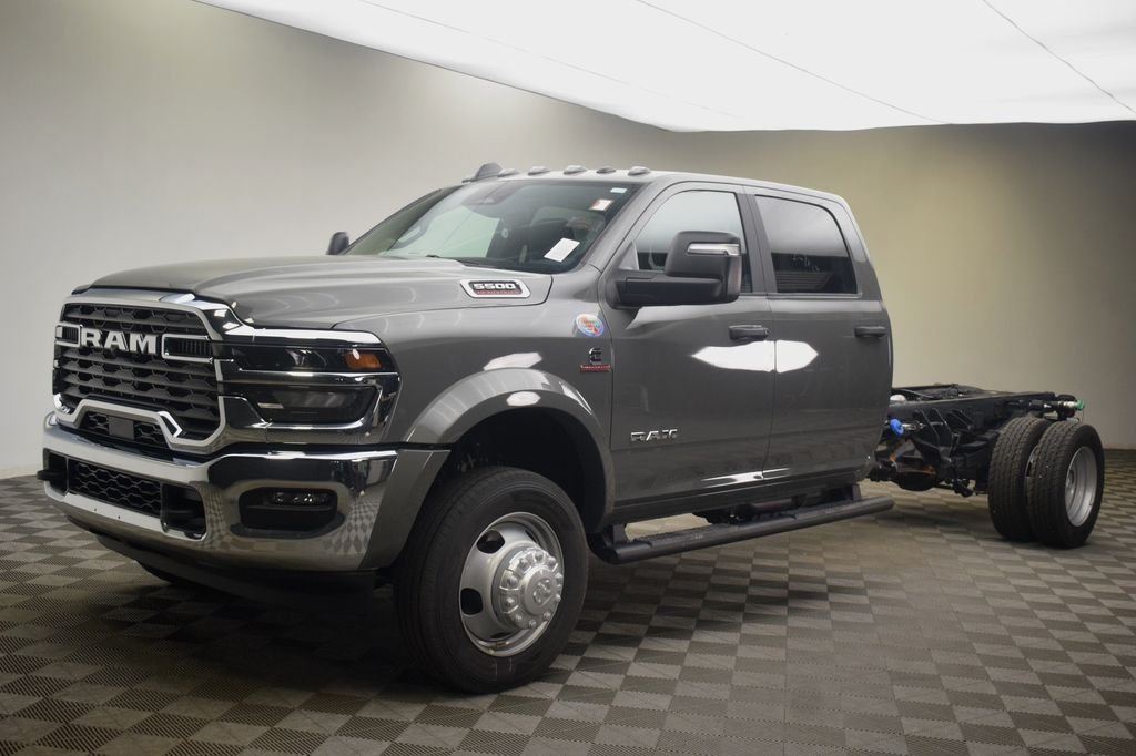 New 2026 Ceramic Gray Clear-Coat Exterior Paint RAM Tradesman image 14