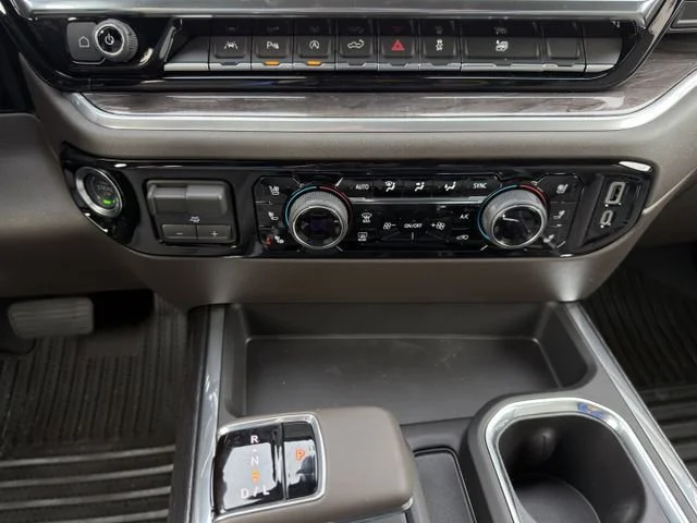 2026 Chevrolet Silverado 1500 LTZ - Photo 16